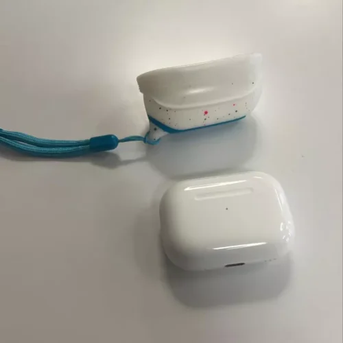 Apple AirPods Pro 2nd Generation With MagSafe Charging Case - New Year Big Savings - DUTY FREE! photo review