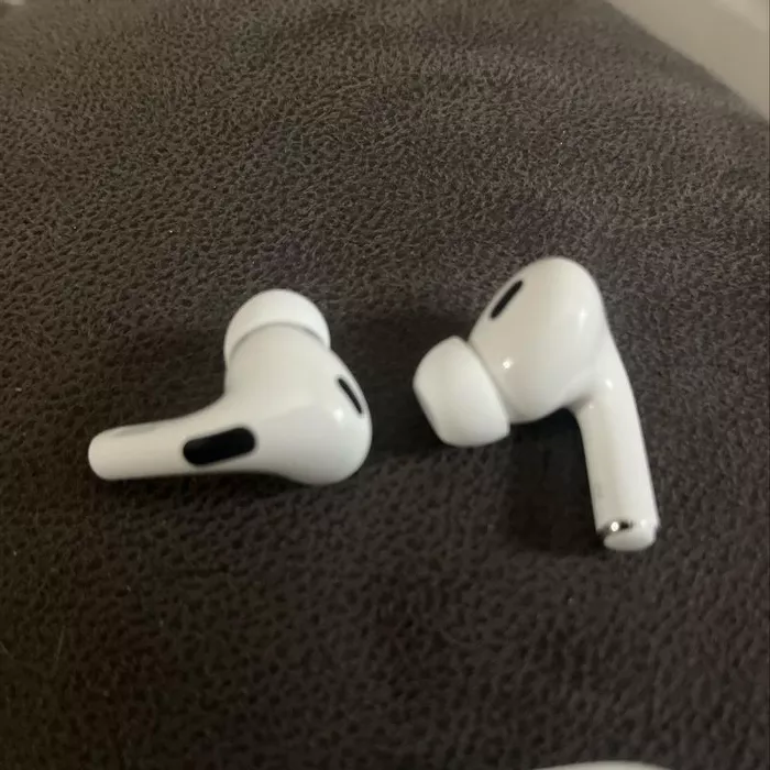 Apple AirPods Pro 2nd Generation With MagSafe Charging Case - New Year Big Savings - DUTY FREE! photo review